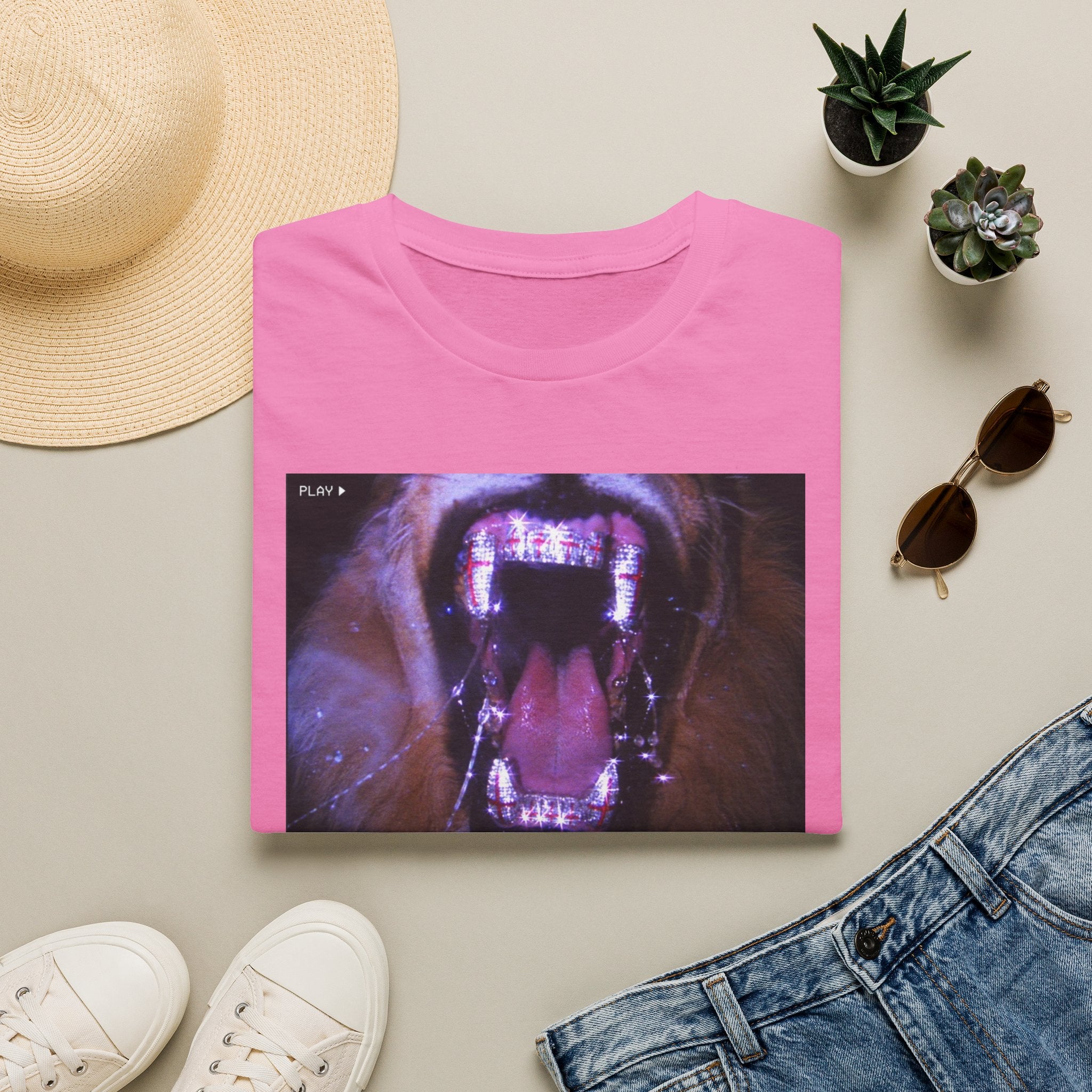 England Roar Graphic Tee