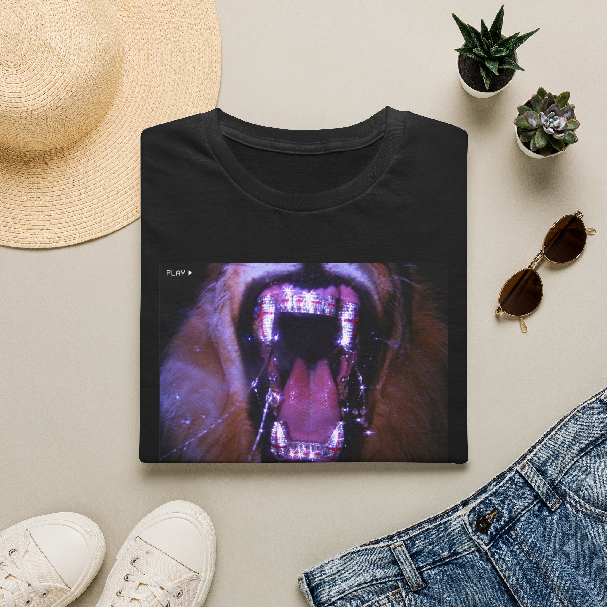 England Roar Graphic Tee